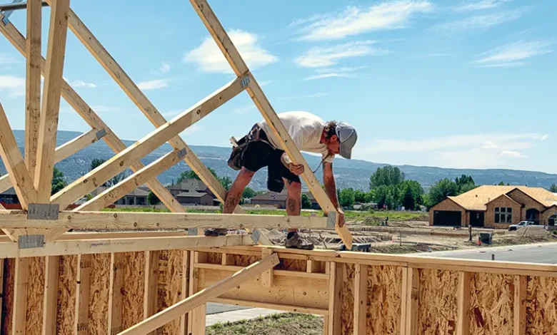 What to Expect When Working with a Builder for New Home Construction